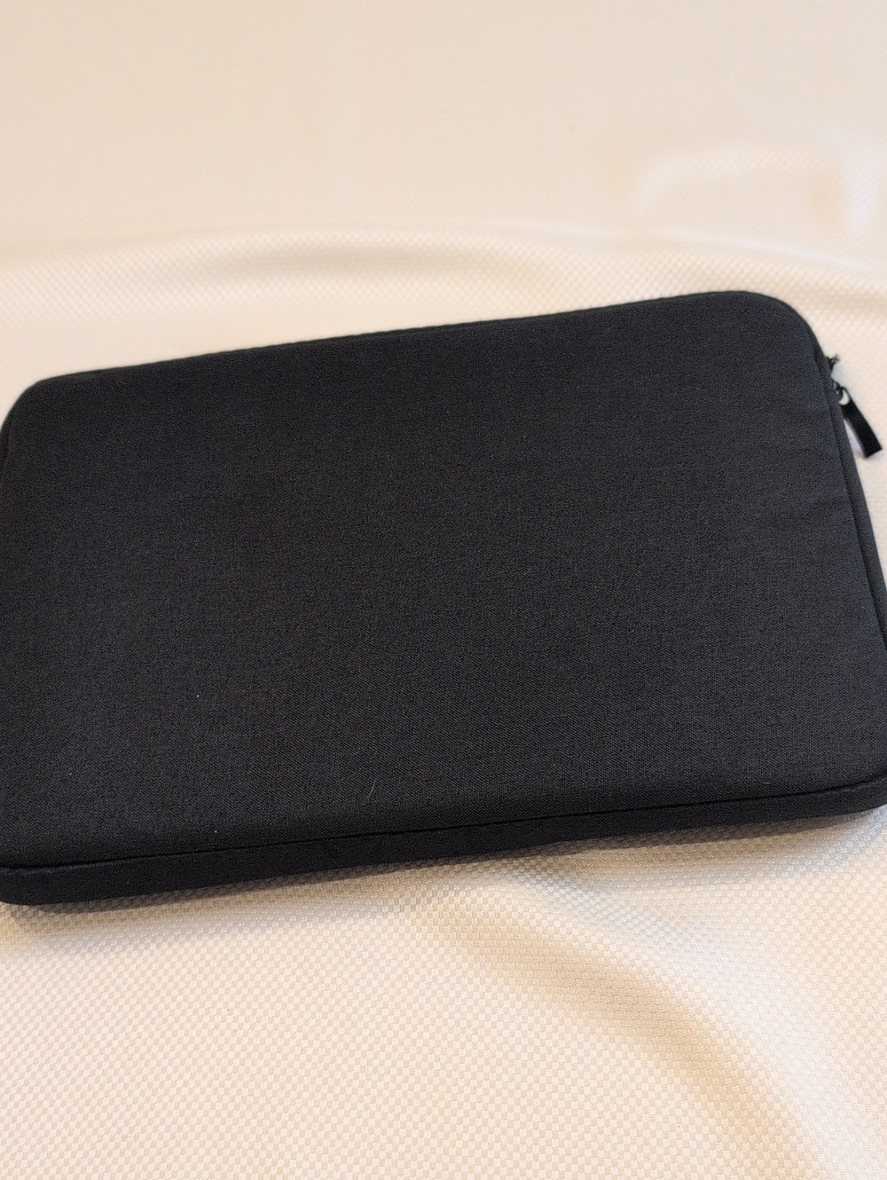 Black Tablet Sleeve Protective Case - Slim Zippered Sleeve